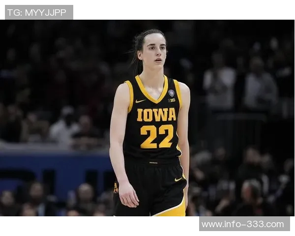 文班赞克拉克大学表现令人敬畏男女篮球场上她的表现令人惊叹不已