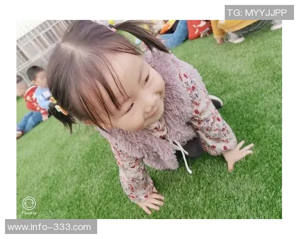 内马尔与家人欢庆新年分享温馨瞬间祝福大家新年快乐 内马尔与家人欢庆新年分享温馨瞬间祝福大家新年快乐